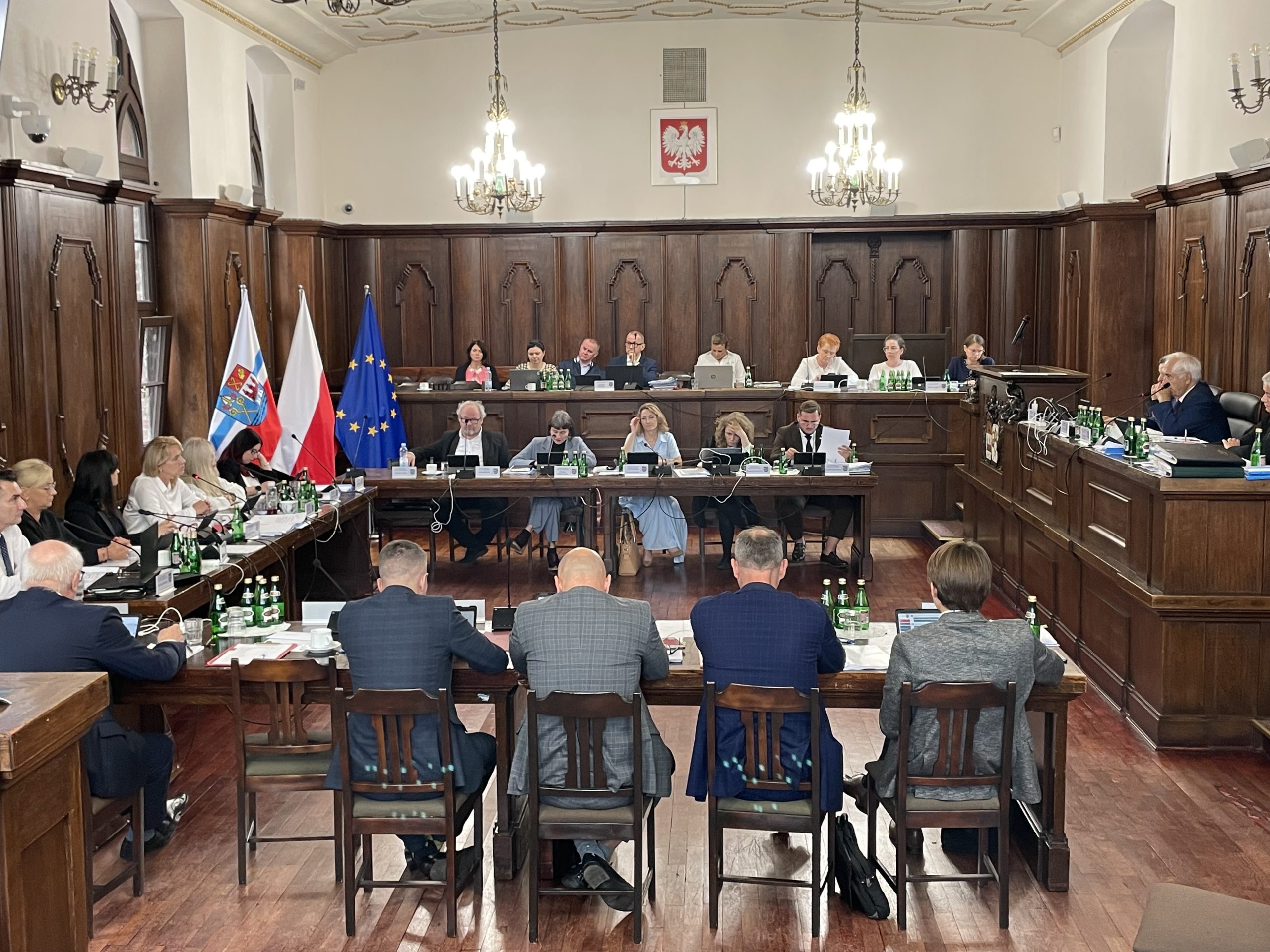 You are currently viewing W środę sesja Rady Miasta. Czym zajmą się radni? (PROGRAM OBRAD)