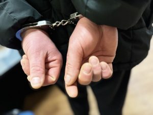 Read more about the article Chciał wyłudzić od seniora 90 tys. zł. Wpadł w policyjną zasadzkę