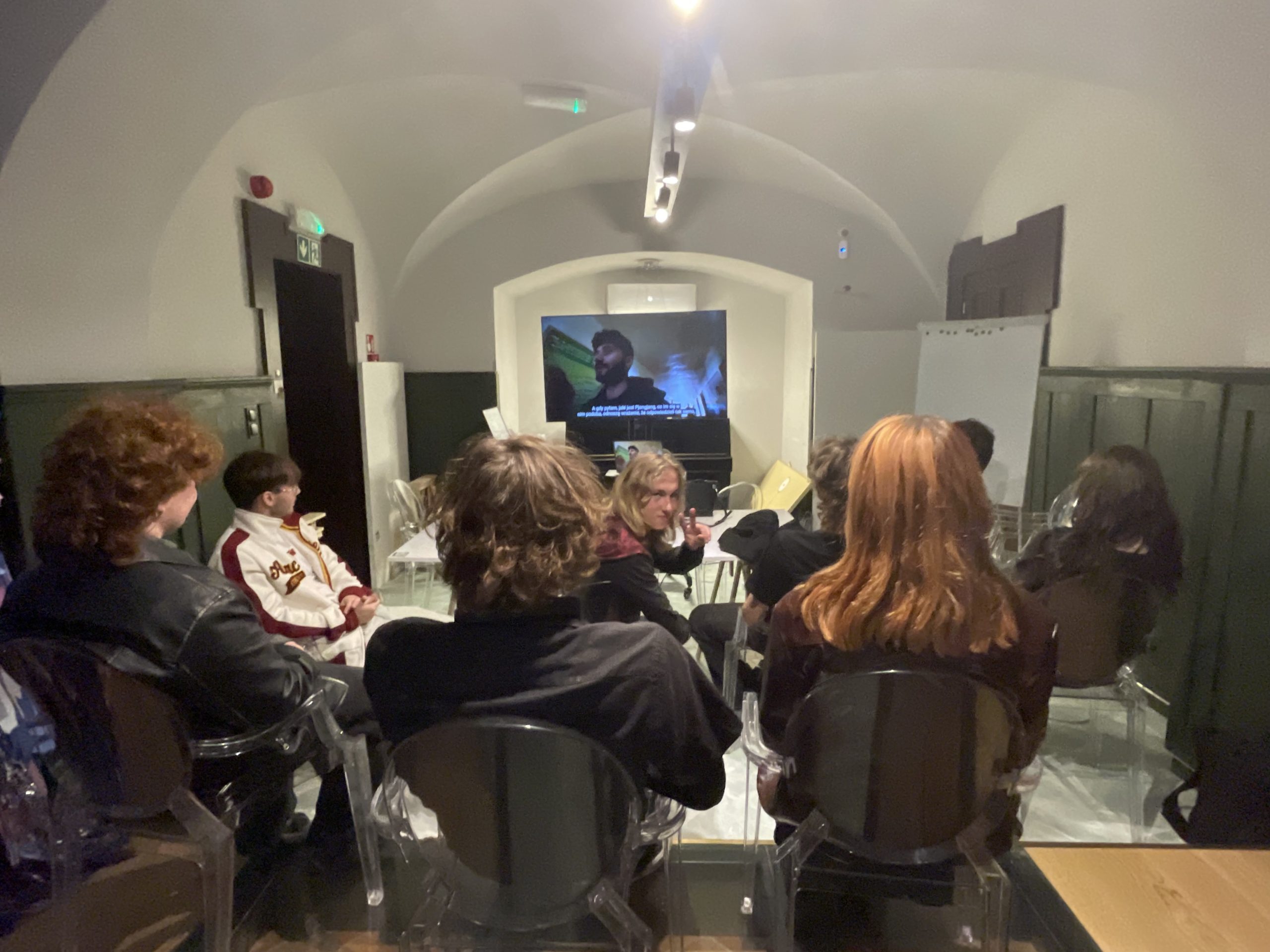 You are currently viewing Filmowy reportaż w Adebarze. Dziś o ciemnej stronie fast fashion