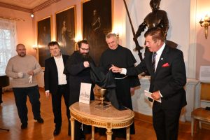 Read more about the article Pozłacany kielich z XVII wieku z kościoła Św. Ducha w Kołobrzegu