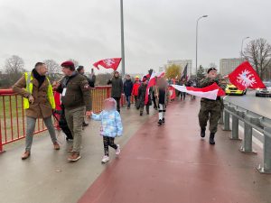 Read more about the article Marsz Niepodległości przeszedł ulicami Kołobrzegu (ZDJĘCIA, WIDEO)