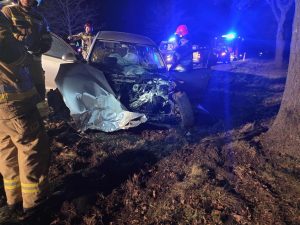 Read more about the article Wypadek na DK11. Dwie osoby ucierpiały