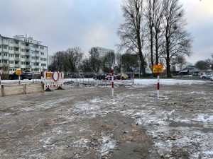 Read more about the article SPÓR: mieszkańcy nie chcą parku kieszonkowego, chcą żeby został tu parking