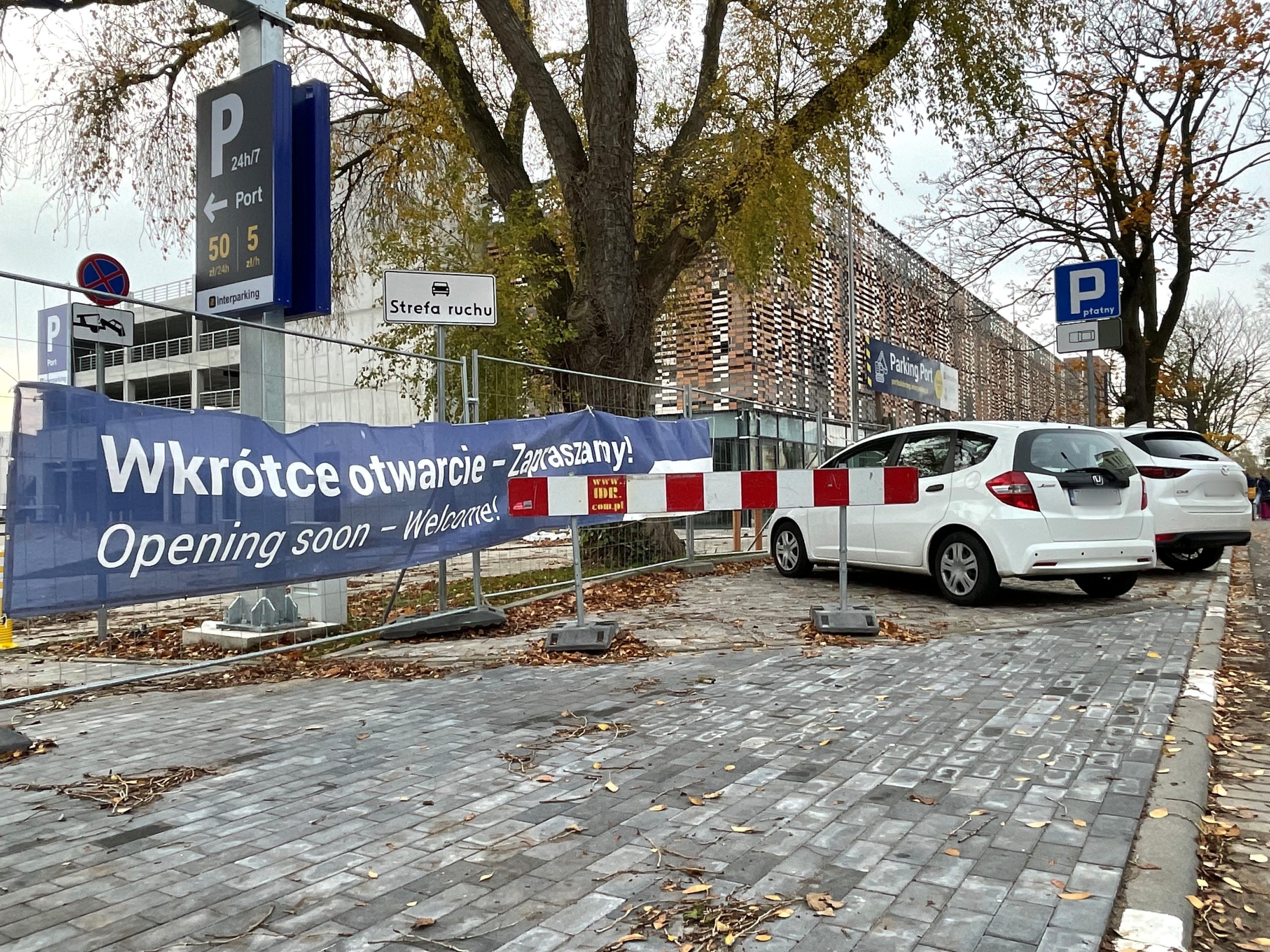 parking w porcie w Kołobrzegu