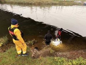 Read more about the article Poszukiwania 42-latka. Nurek przeszukuje brzegi Parsęty