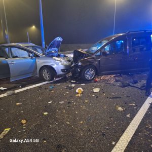 Read more about the article Wypadek na S-6. Pięć osób poszkodowanych