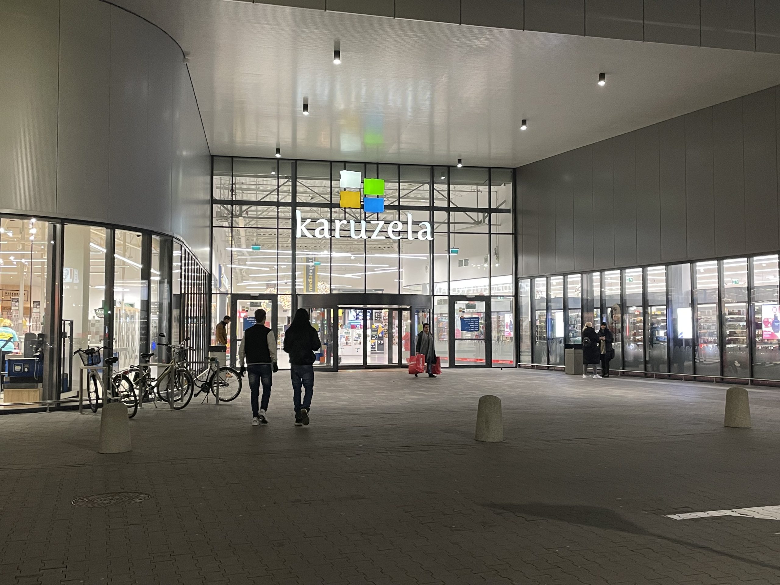 You are currently viewing Pięć nowych sklepów i biur, czyli jeszcze większa oferta Galerii Karuzela