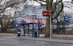 Read more about the article Komunikacja Miejska o awariach elektronicznych tablic na przystankach