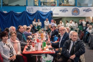 Read more about the article Ponad 300 uczestników Miejskiej Wigilii (ZDJĘCIA)