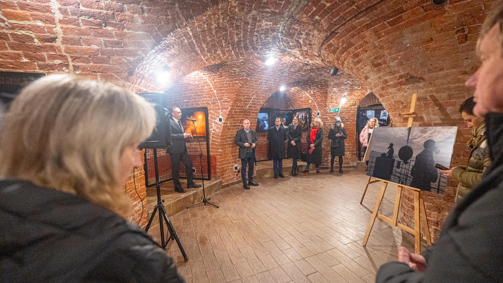 You are currently viewing Wernisaż wystawy w latarni morskiej (ZDJĘCIA)