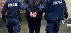 Read more about the article Znieważył policjantów podczas interwencji w szkole