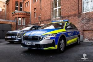 Read more about the article Trzy nowe radiowozy dla kołobrzeskiej policji
