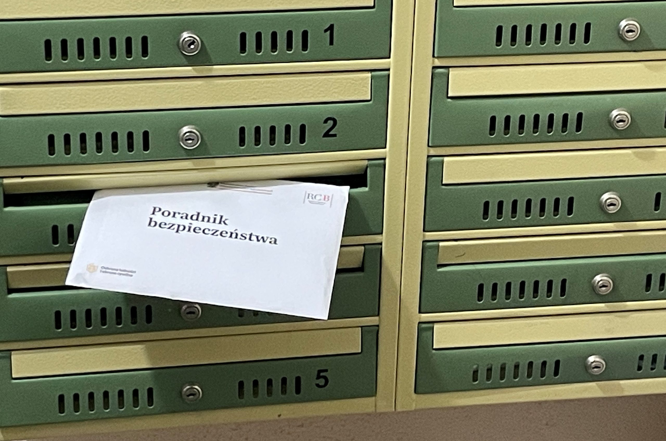 You are currently viewing Przesyłka od RCB trafia do skrzynek pocztowych w Kołobrzegu