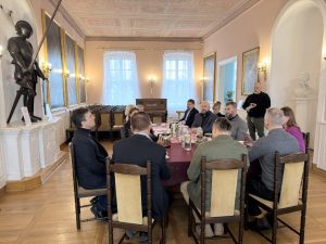 Read more about the article Obradowała Rada Muzeum. Rozmawiano m.in. o przyszłości MOP