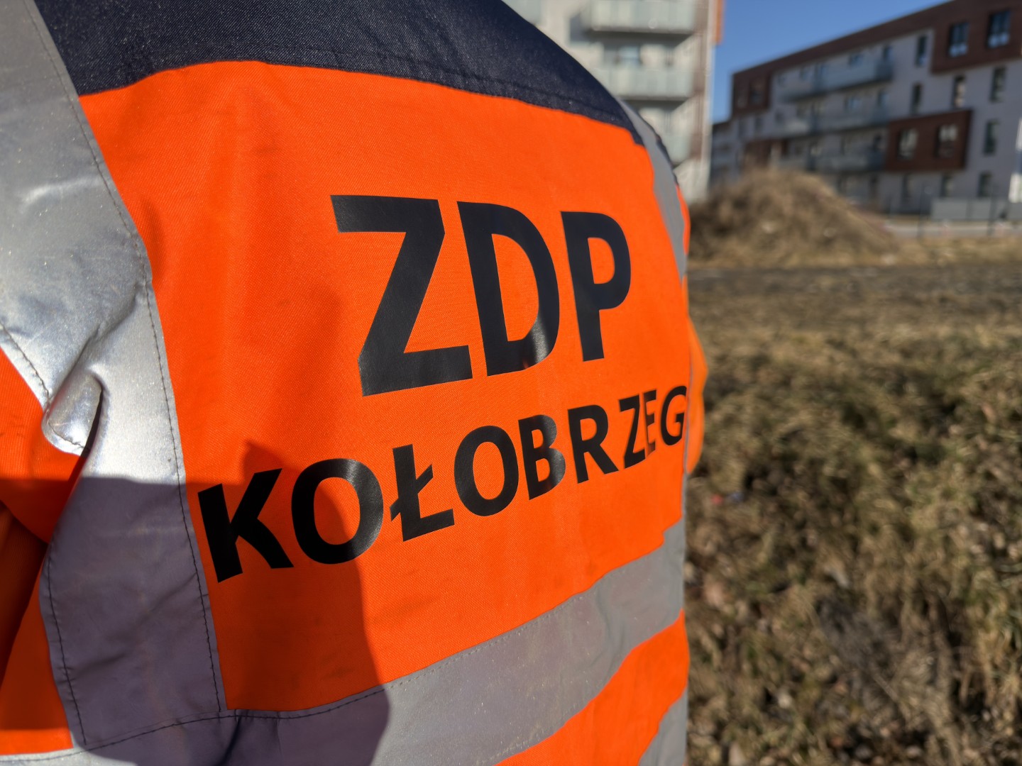 You are currently viewing Powiat ruszył z naprawą dróg w Kołobrzegu i w powiecie (LISTA REMONTÓW)