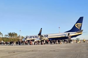 Read more about the article Lotnisko Szczecin-Goleniów: wracają loty do Krakowa, więcej połączeń z Warszawą, w grafiku Bergen