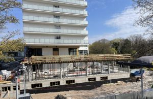 Wielka inwestycja przy kołobrzeskim molo nabiera tempa. Co powstaje przy sanatorium Bałtyk?