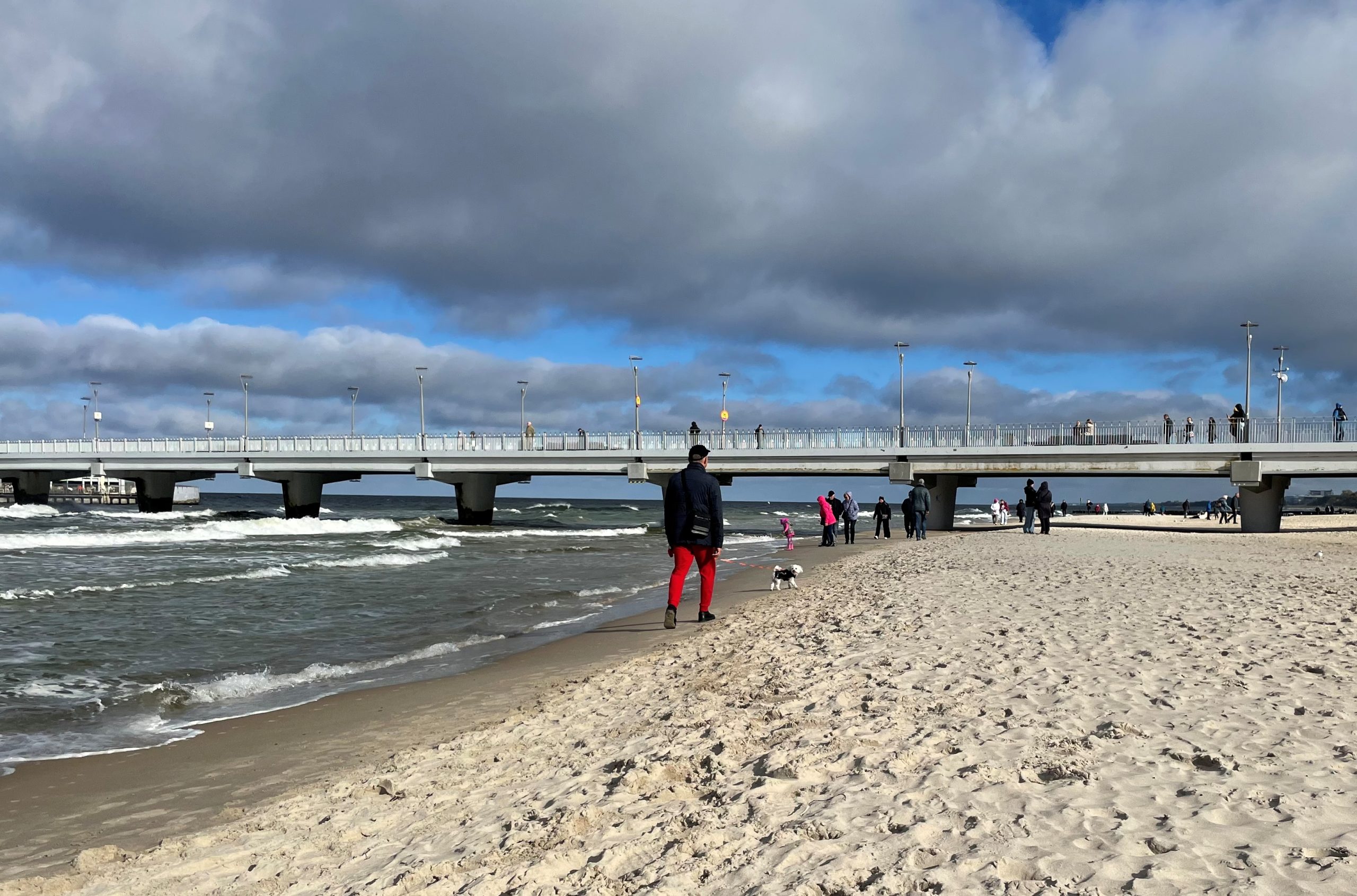 You are currently viewing Wstęp na molo w Kołobrzegu znowu płatny. Ale nie dla wszystkich
