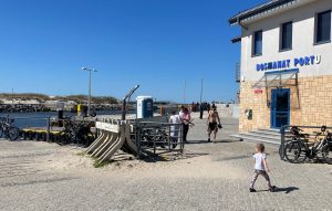 Kołobrzeg: falochron wschodni otwarty po 8 miesiącach przerwy