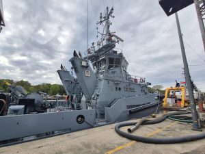 Holownik Marynarki Wojennej „Semko” wpłynął do portu w Kołobrzegu