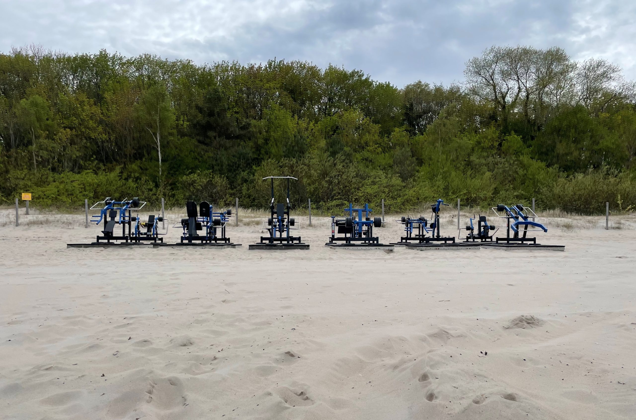 siłownia na plaży w Kołobrzegu