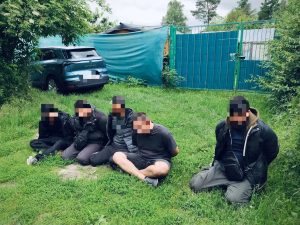 Straż Graniczna zatrzymała kolejne transporty migrantów na zachód