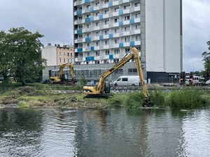 Na tę chwilę miasto czekało 7 lat. Ruszyło usuwanie łachy z Parsęty