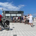 Alert pogodowy odwołany. Molo spacerowe w Kołobrzegu znów otwarte