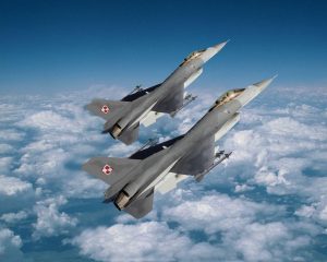 Rosyjski samolot 40 kilometrów od Kołobrzegu. Interweniowały polskie F-16