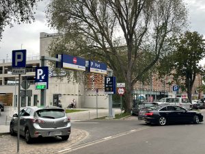Radni PiS zapowiadają zawiadomienie NIK i CBA. Chodzi o parking w porcie i zmiany na Portowej