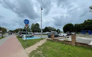 Darmowe parkingi dla mieszkańców po sezonie? Komisja zajmie się petycją