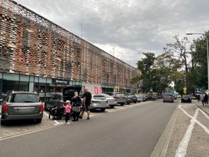 Parking w porcie zdał pierwszy wakacyjny test, ale pojawił się problem z wyjazdem